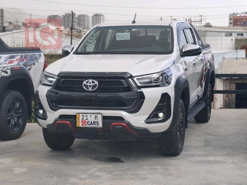 تويوتا هايلوكس